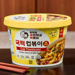 Токпокки "С острым соусом Карбонара" в стакане - рисовые палочки с соусом от COOK-TOK, Вкус: Карбонара, Способ готовки: В стакане